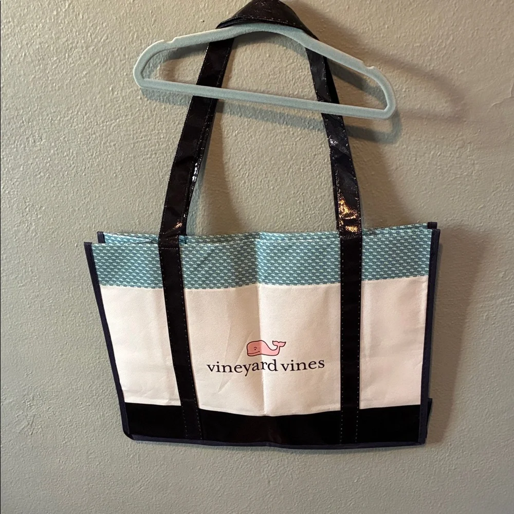 Vineyard Vines Medium Reusable Tote Shopping Bag